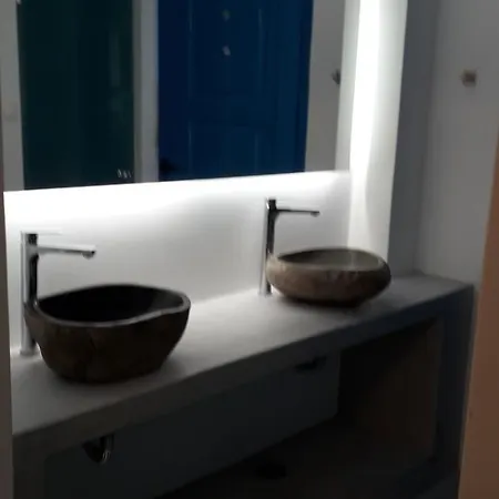 Tinos Beach By Icon Blue 5* Tínos