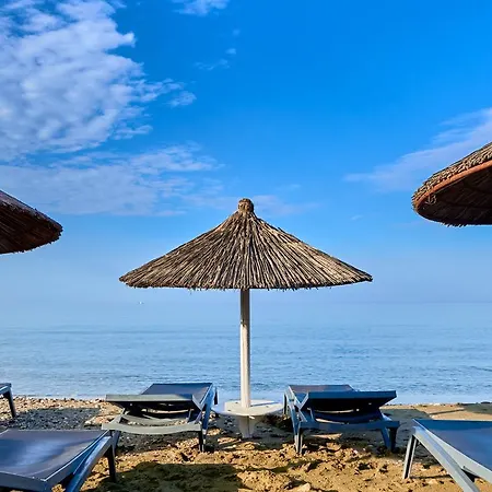 Tinos Beach Hotel Hotel